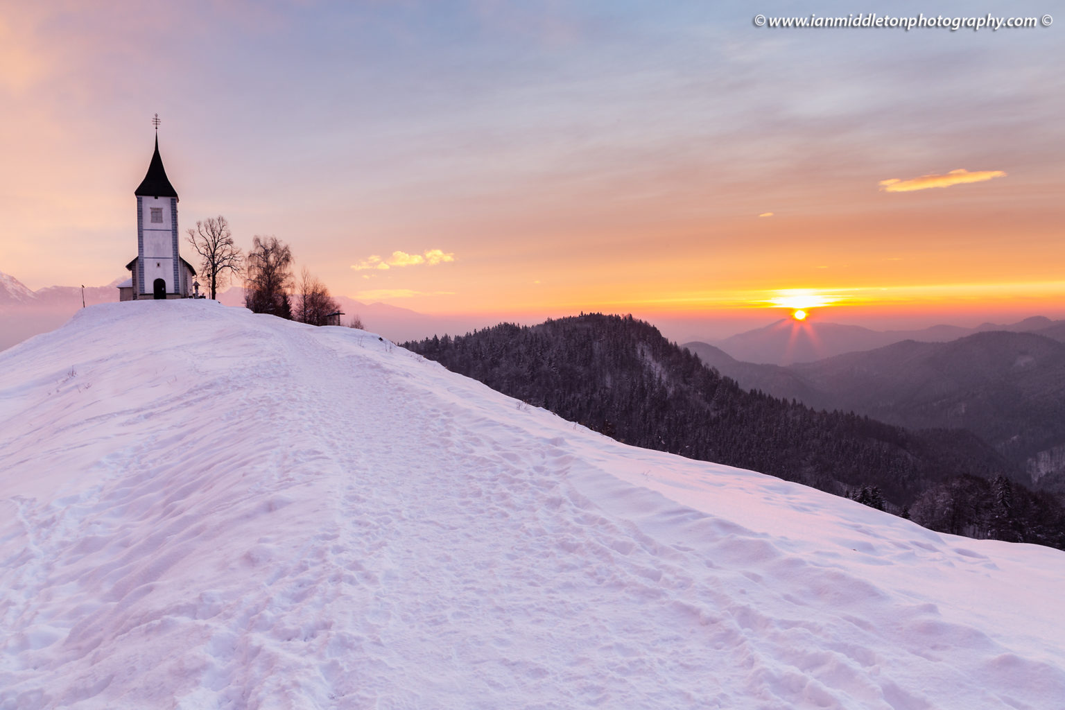 How To Photograph Jamnik Church View In Slovenia how-to-photograph-jamnik-church-view-in-slovenia