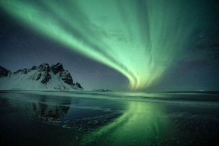 Vestrahorn Aurora Iceland - Photo by Ollie Taylor