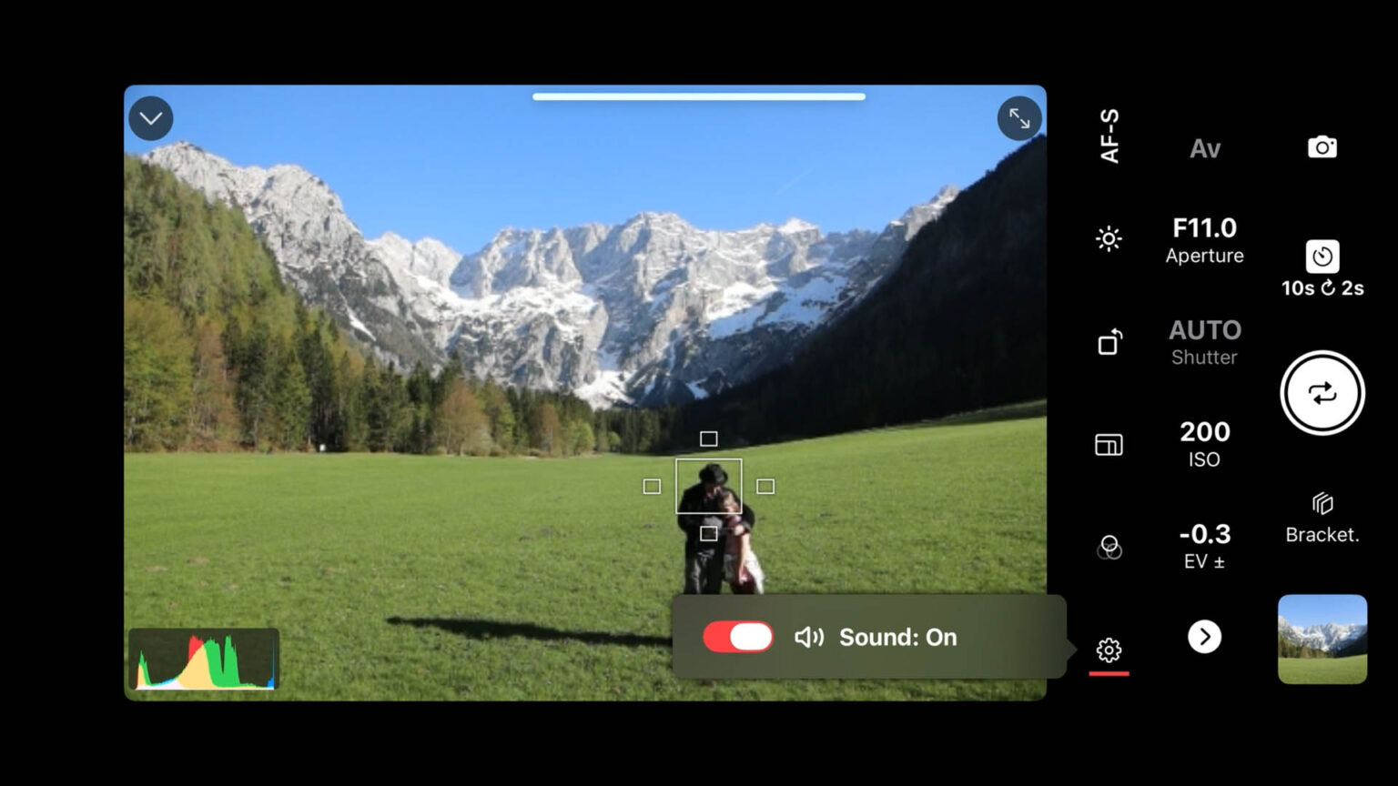 Turn on the sound in Shutter so you can hear the countdown and clicks each time